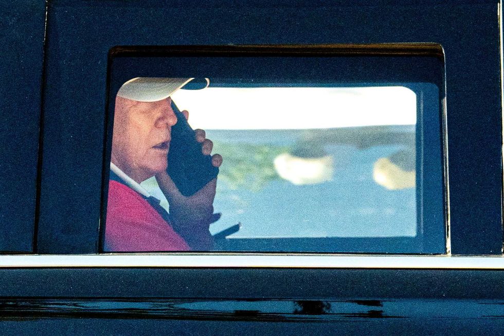 Columnist recounts trying to hang up on Trump during 'very strange' phone call