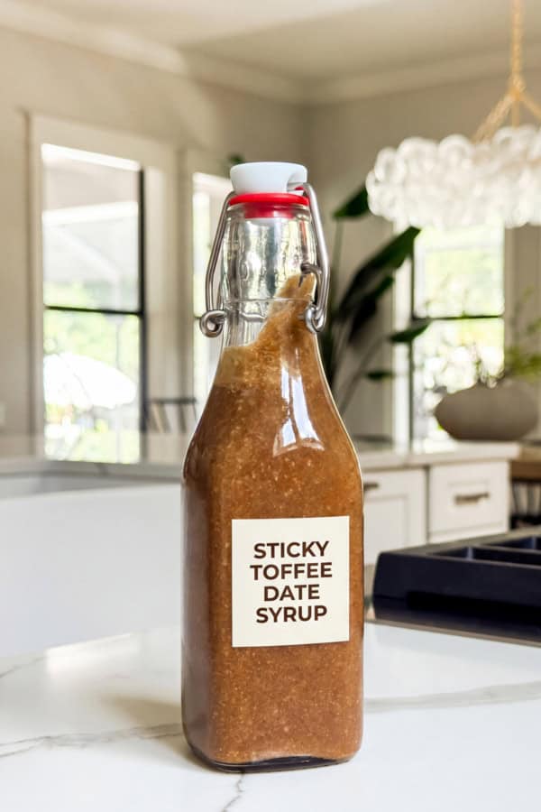 Sticky toffee pudding, but for your coffee!