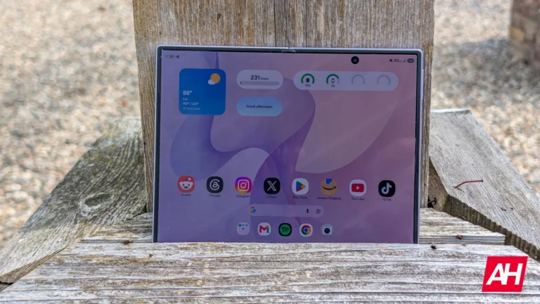 Samsung's motion photos can now liven up your home screen