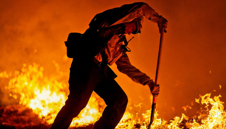 Thousands of American landmarks face significant wildfire threat