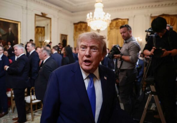 Trump's 'desperate attempt' to escape 'blaring warnings' flagged by economist