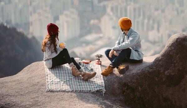 35 Best Gifts for Travelers 2021 and Beyond!