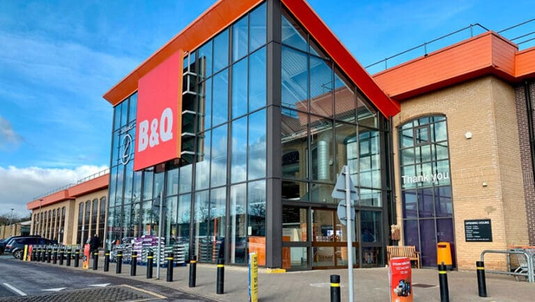 B&Q and Five Guys among 658 employers named for minimum wage breaches