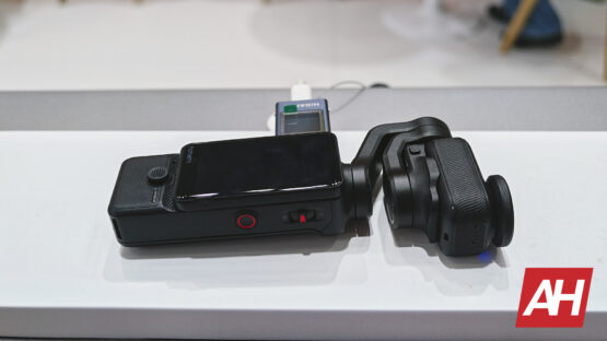 I Used the Hohem EyePic at IFA and It Has a Trick the DJI Osmo Pocket Simply Can't Match
