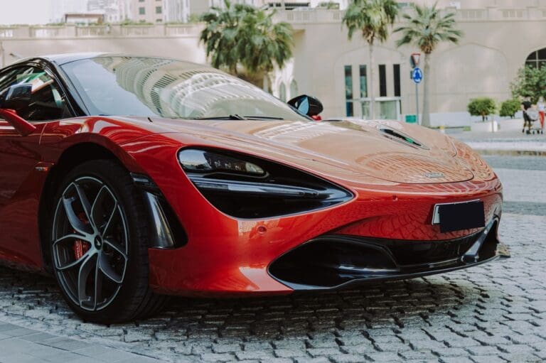 McLaren reported to plan £450m Woking investment and 1,000 jobs