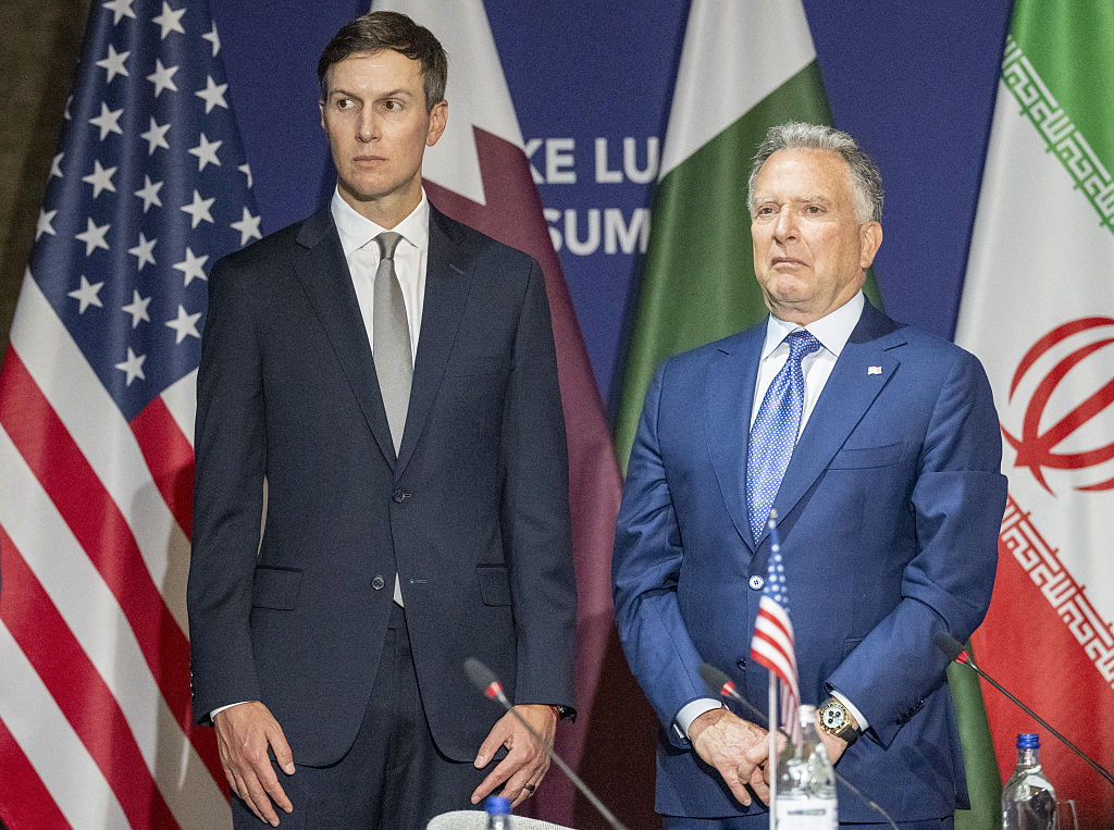 Putin Pauses Strikes on Kyiv as Trump Envoys Visit Russia and Ukraine